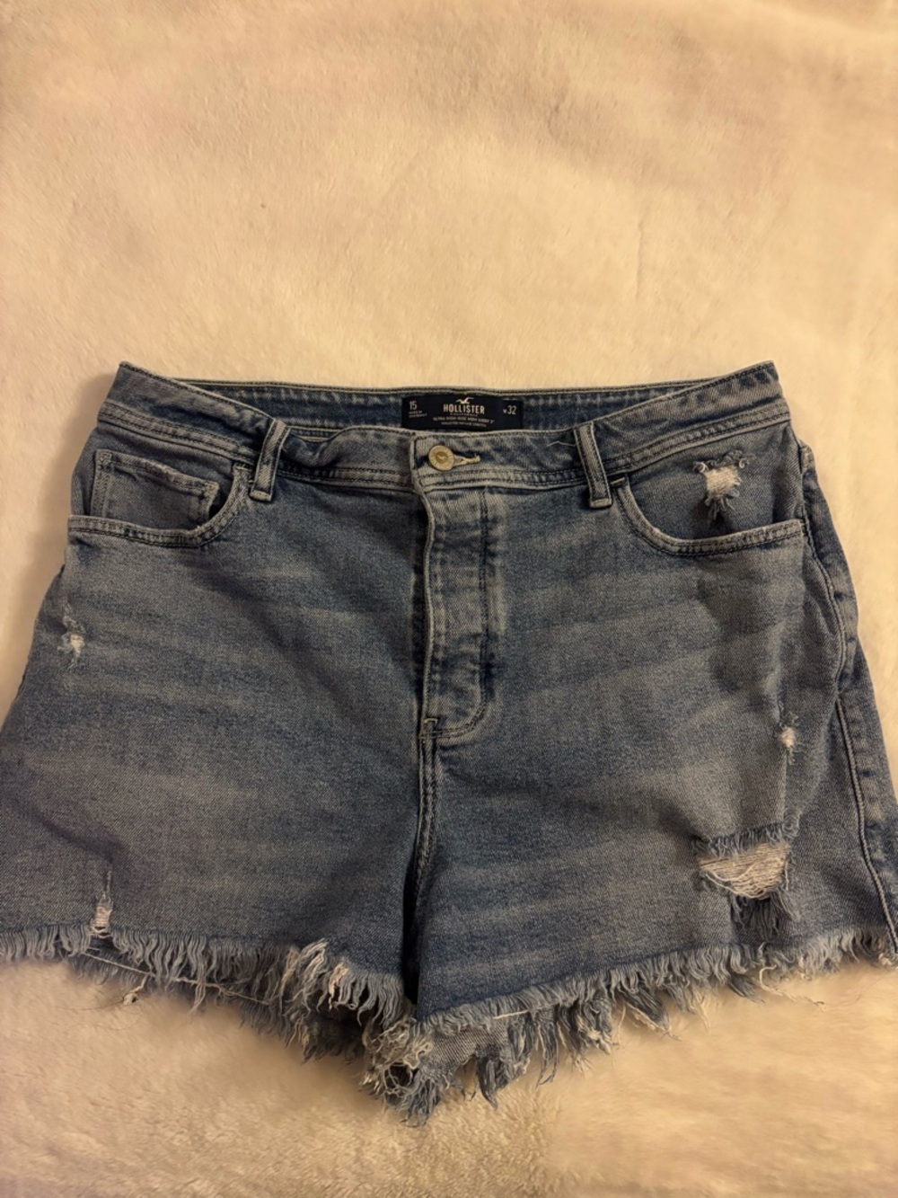 Hollister Women's High Rise Mom Denim Shorts